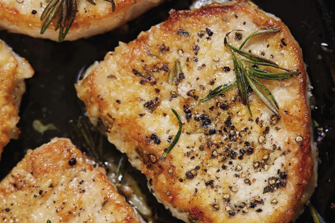 Dijon Pork Chops: A Flavorful and Healthy Delight